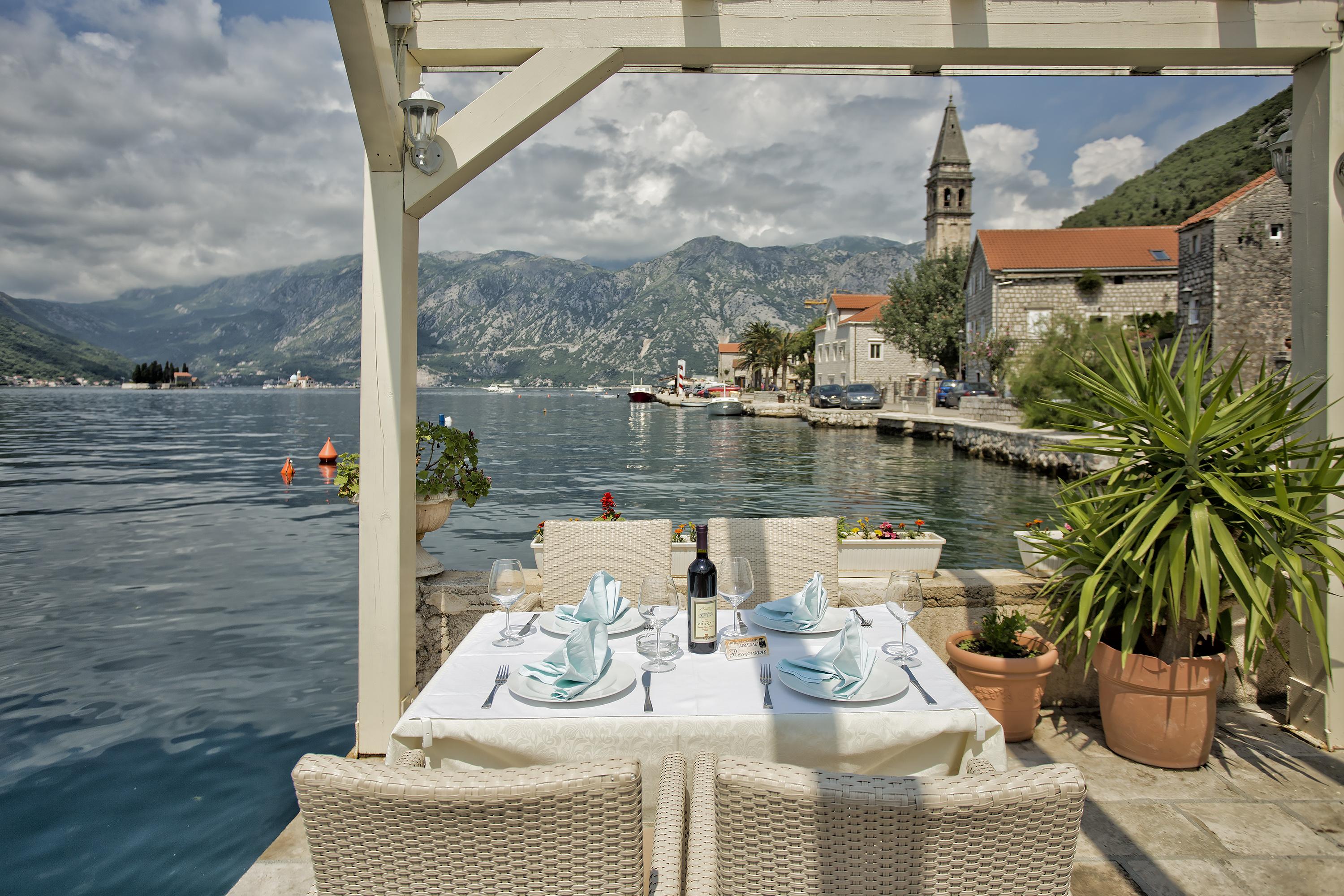 Apartments Admiral Perast Exterior photo