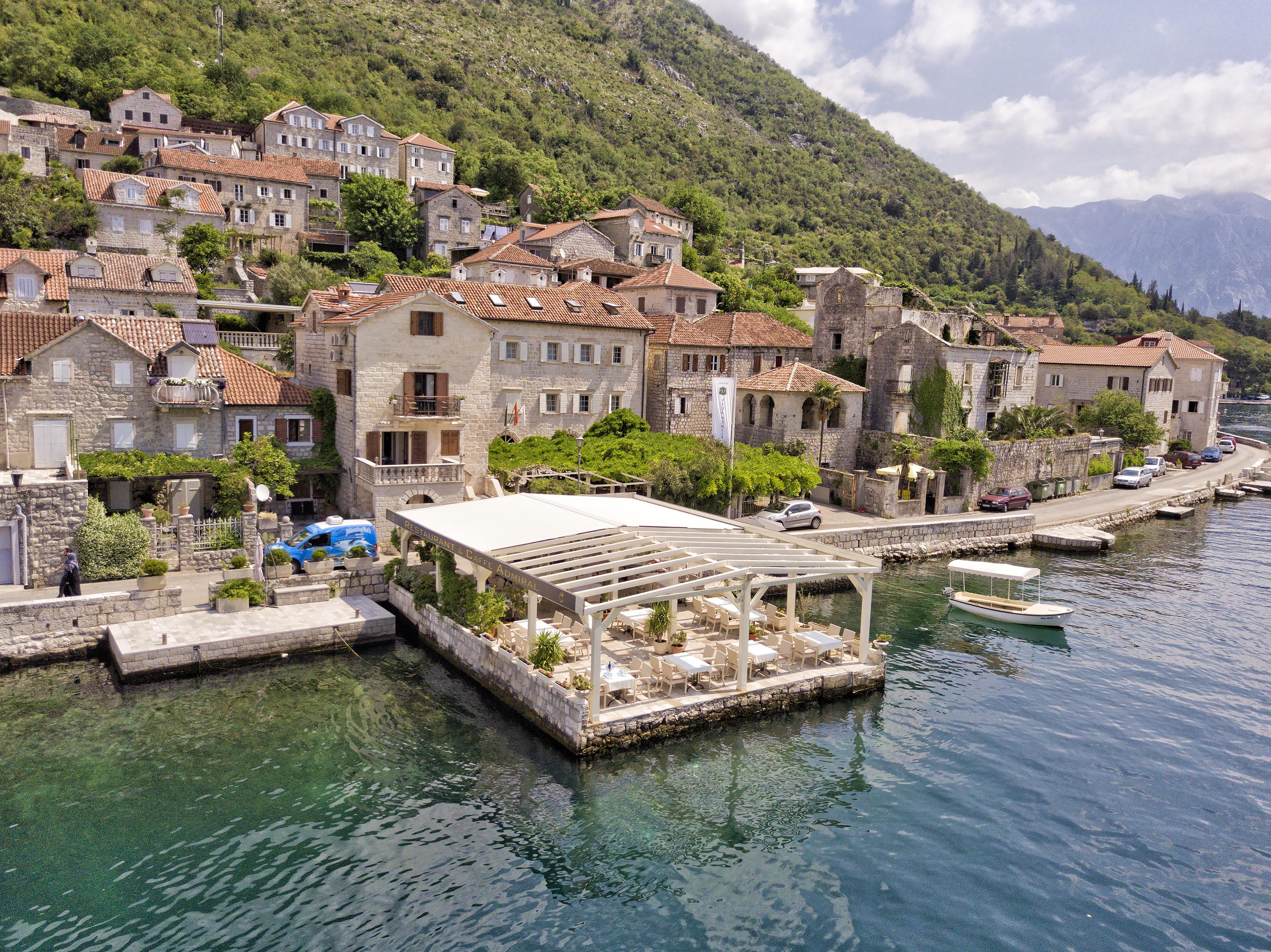 Apartments Admiral Perast Exterior photo